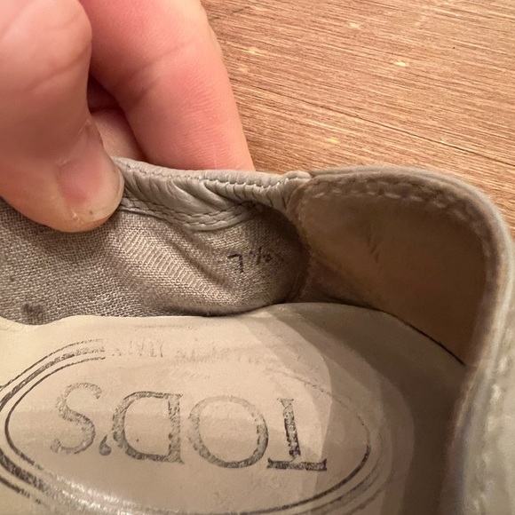 Womens Tod’s Beige/Grey Leather foldable ballet flat black patent cap toe 7 1/2. - Picture 2 of 6